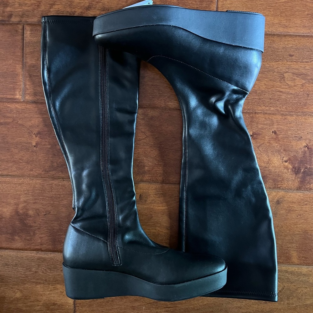 AEROSOLES Elegant Black Tall Boots